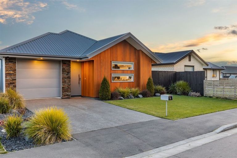 Photo of property in 30 Robert Duncan Road, Belfast, Christchurch, 8051