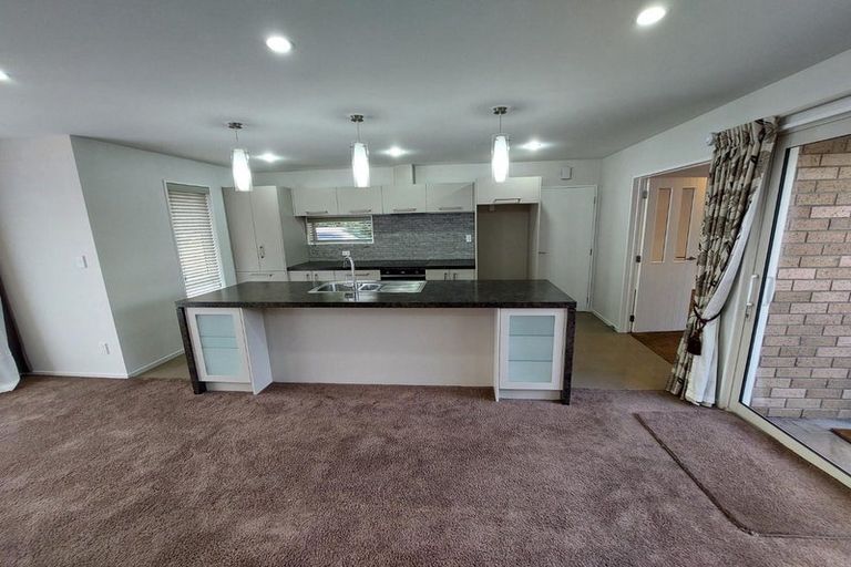 Photo of property in 33 Parklea Avenue, Halswell, Christchurch, 8025