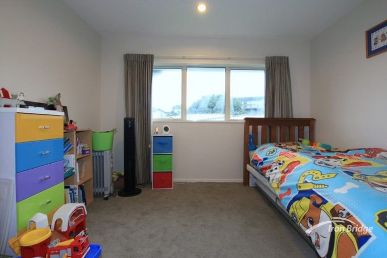 Photo of property in 12 Fern Court, Orewa, 0931