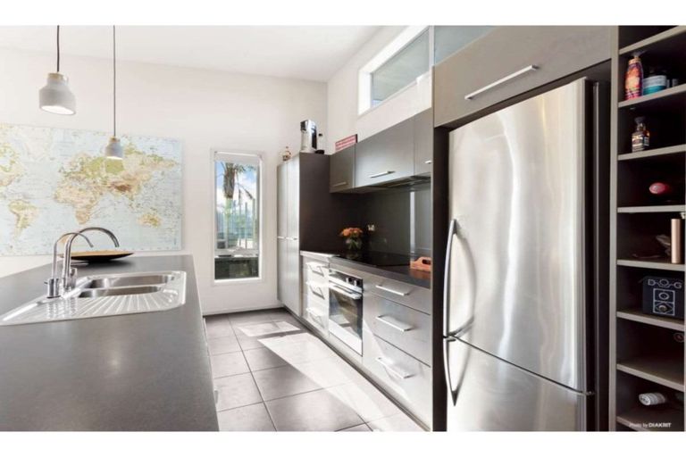 Photo of property in 12 Access Heights, Kerikeri, 0230