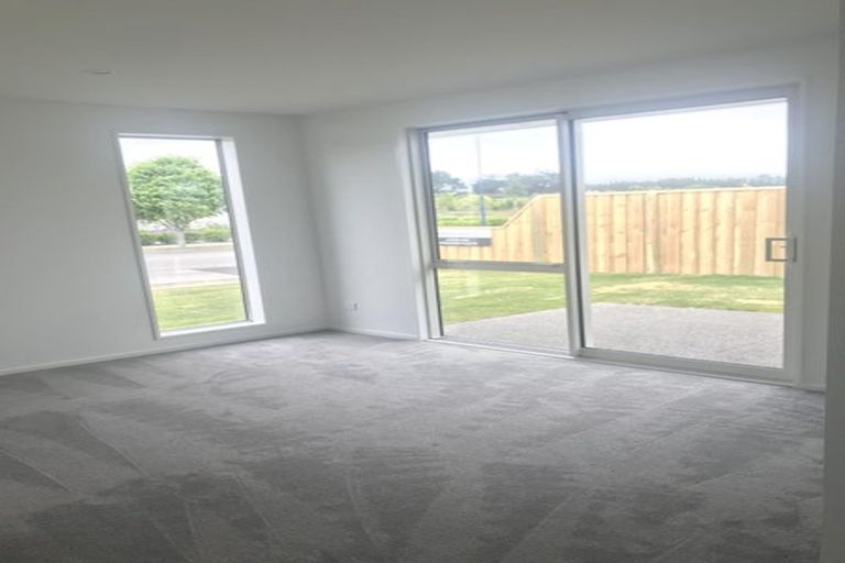 Photo of property in 10 Edlin Lane, Pegasus, 7612