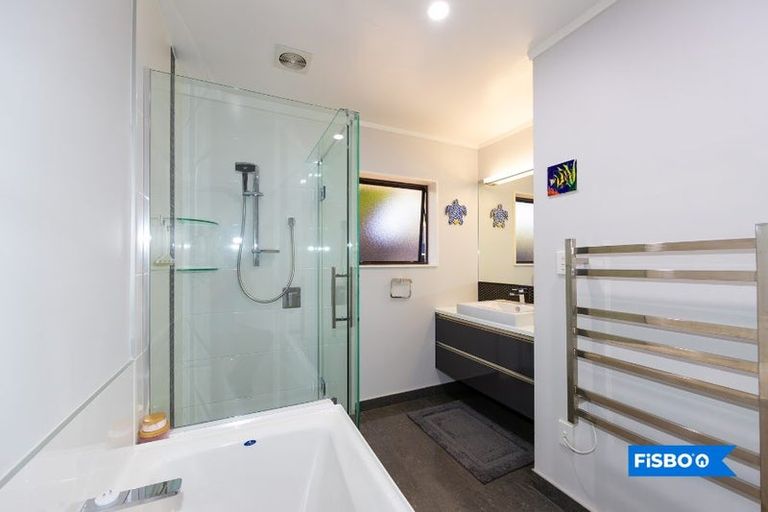 Photo of property in 66 Hetley Crescent, Taradale, Napier, 4112