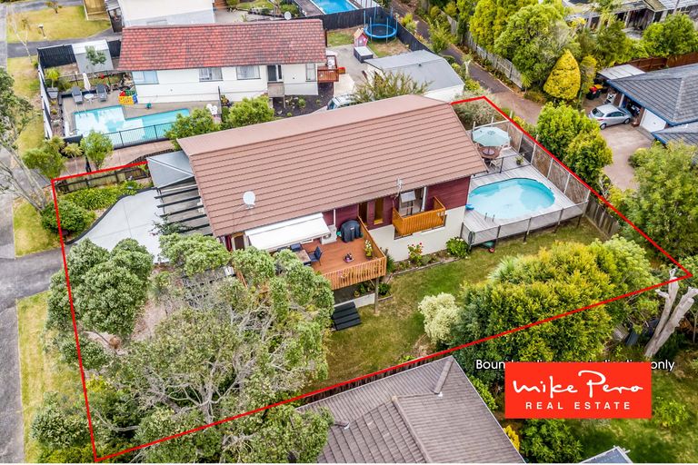 Photo of property in 7 Pokapu Street, Titirangi, Auckland, 0600