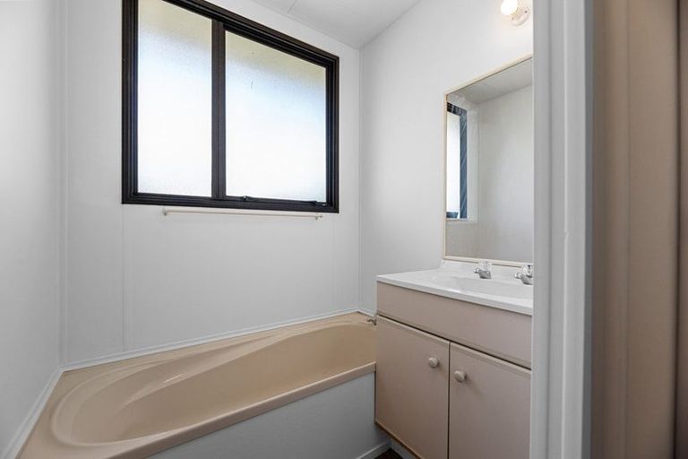 Photo of property in 7 Holmburn Street, Welcome Bay, Tauranga, 3112