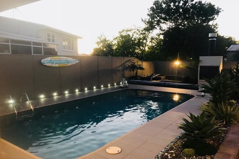 Photo of property in 30a Te Atatu Road, Te Atatu South, Auckland, 0610