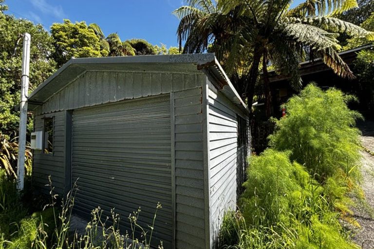 Photo of property in 18 Muri Road, Pukerua Bay, 5026