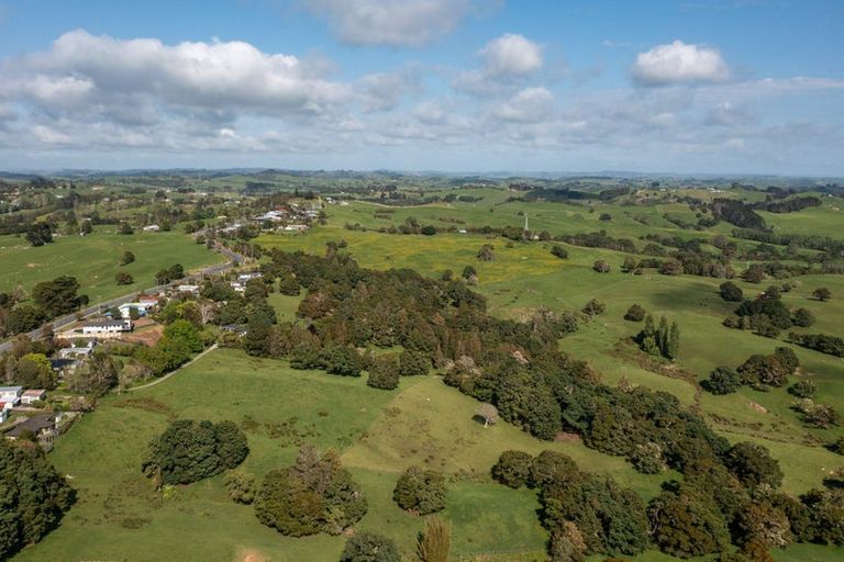 Photo of property in 84 Port Albert Road, Wellsford, 0900