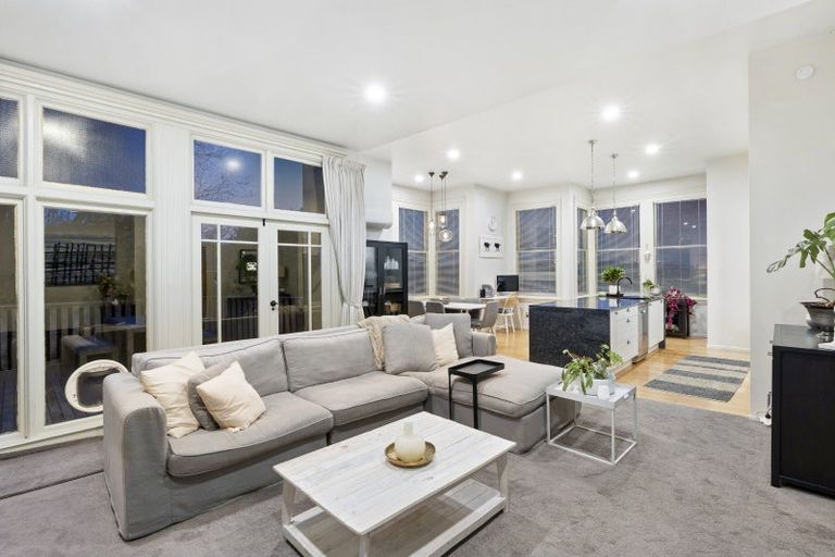 Photo of property in 396 Highgate, Roslyn, Dunedin, 9010