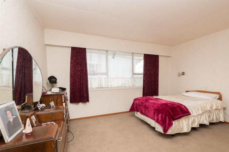 Photo of property in 23 Milmoe Street, Hawera, 4610