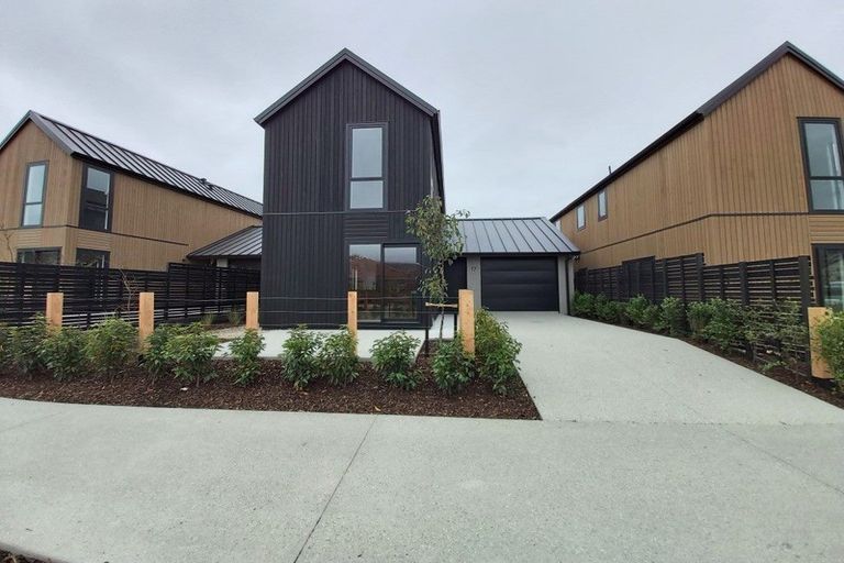 Photo of property in 17 Mulholland Drive, Darfield, 7571