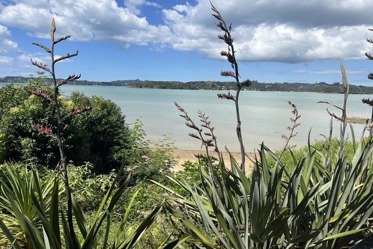 Photo of property in 3 Veronica Street, Paihia, 0200