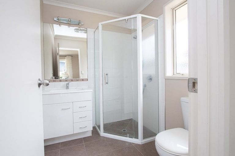 Photo of property in 10 Madison Street, Cambridge, 3434