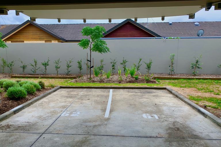 Photo of property in 206/252 Centreway Road, Orewa, 0931