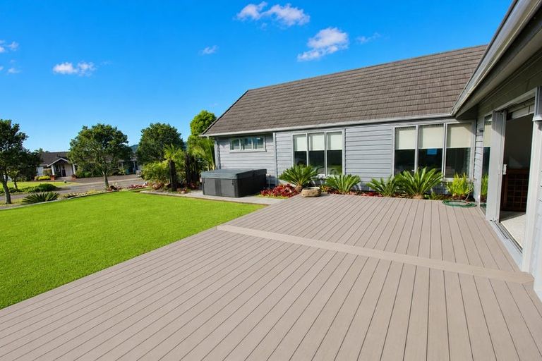 Photo of property in 4 Roseberry Place, Whitianga, 3510