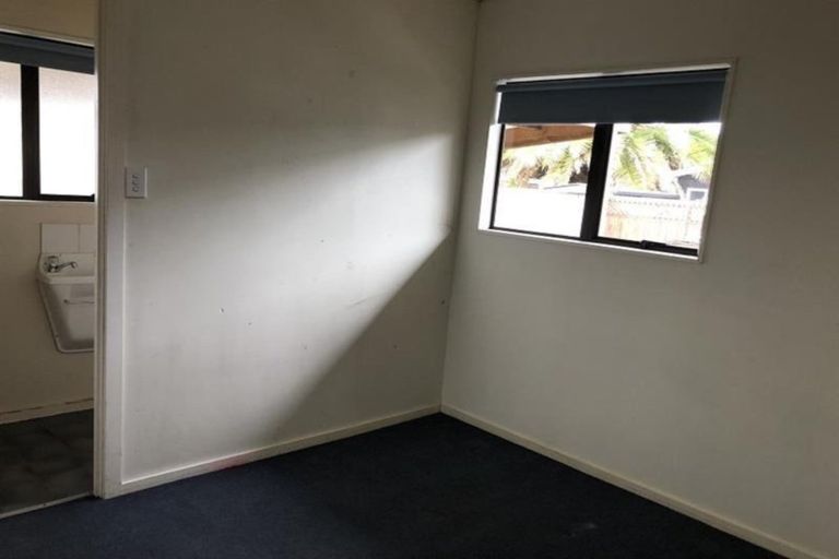 Photo of property in 1/6a Waterview Road, Favona, Auckland, 2024