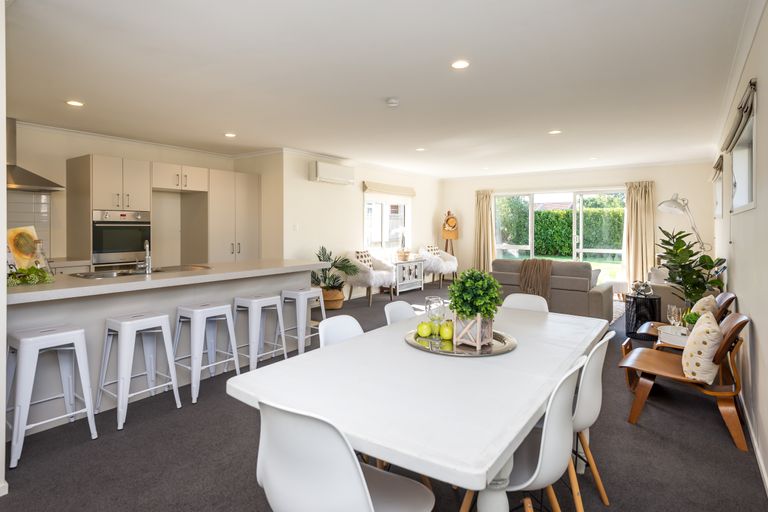 Photo of property in 32 Edgeware Road, St Albans, Christchurch, 8014