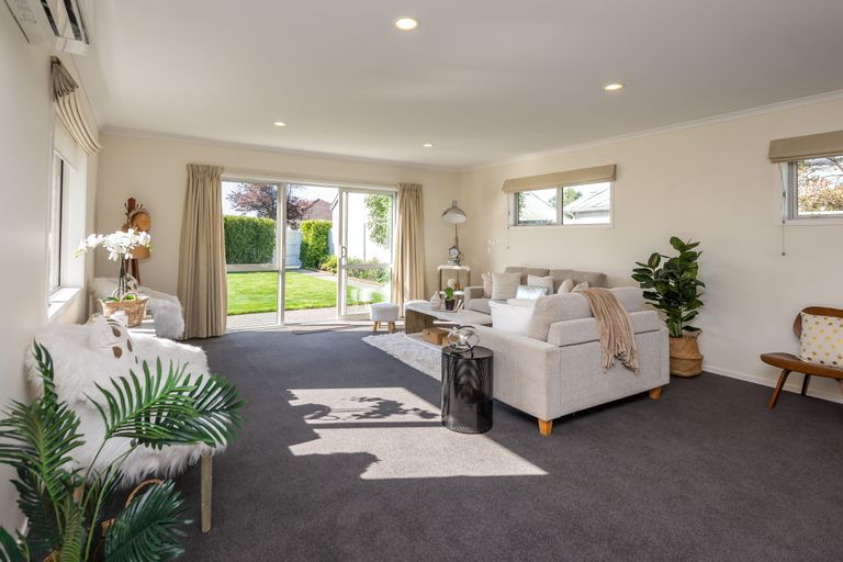 Photo of property in 32 Edgeware Road, St Albans, Christchurch, 8014