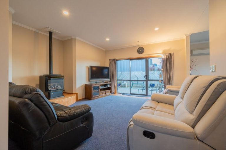 Photo of property in 4 Melland Place, Te Anau, 9600
