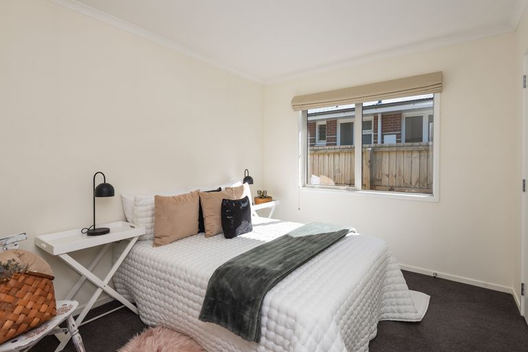 Photo of property in 32 Edgeware Road, St Albans, Christchurch, 8014