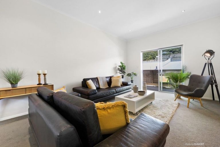 Photo of property in 8/123 The Parade, Island Bay, Wellington, 6023