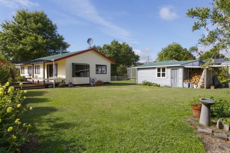 Photo of property in 18 Raukura Street, Turangi, 3334