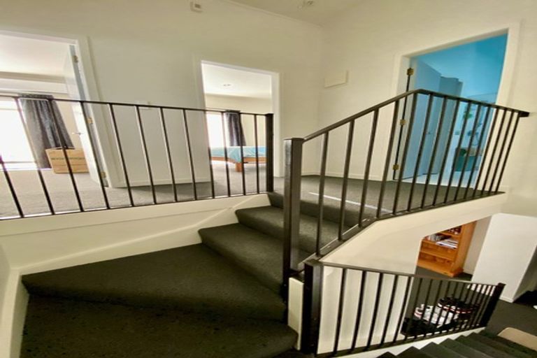 Photo of property in Mendoza Terraces, 9 Ebor Street, Te Aro, Wellington, 6011