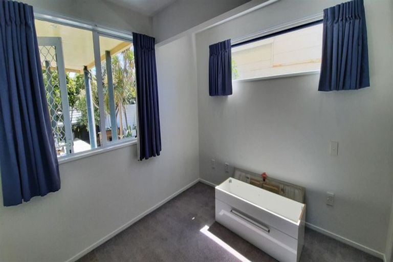 Photo of property in 420 Marine Parade, South New Brighton, Christchurch, 8062