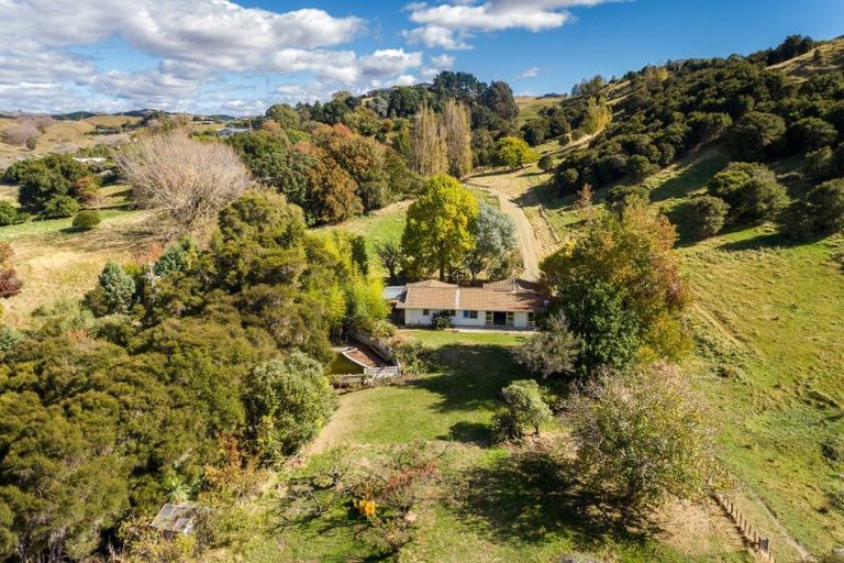 Photo of property in 136 Seafield Road, Eskdale, Napier, 4182