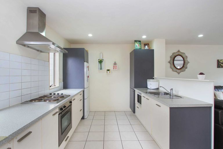 Photo of property in 1/206 Manuka Road, Bayview, Auckland, 0629