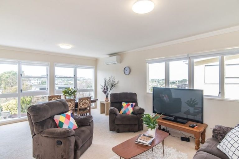 Photo of property in 29 Old Coach Road, Johnsonville, Wellington, 6037