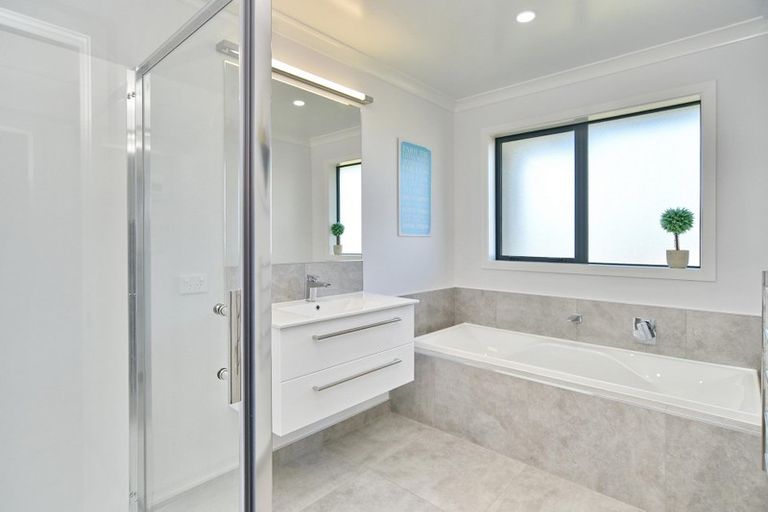 Photo of property in 8 Claremont Crescent, Amberley, 7410