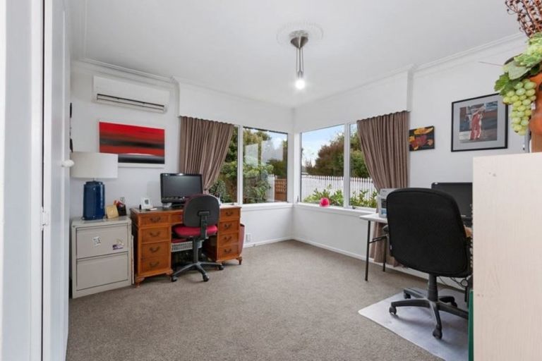 Photo of property in 9b Domain Terrace, Spreydon, Christchurch, 8024