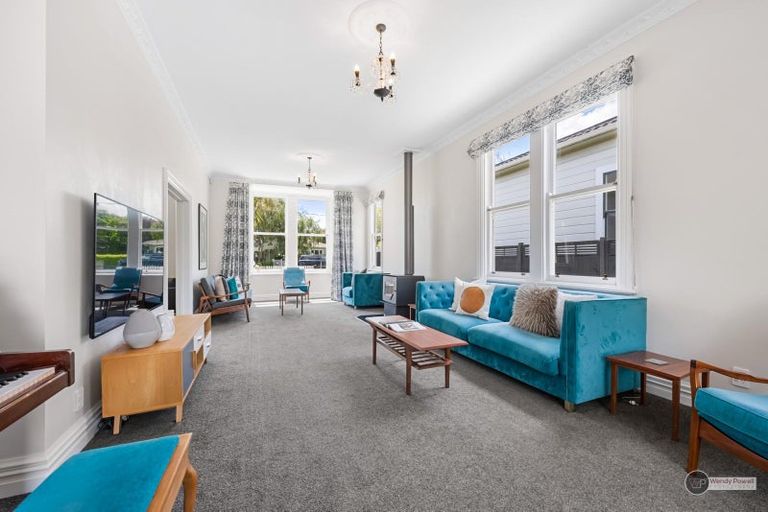 Photo of property in 4 Hautana Square, Woburn, Lower Hutt, 5010