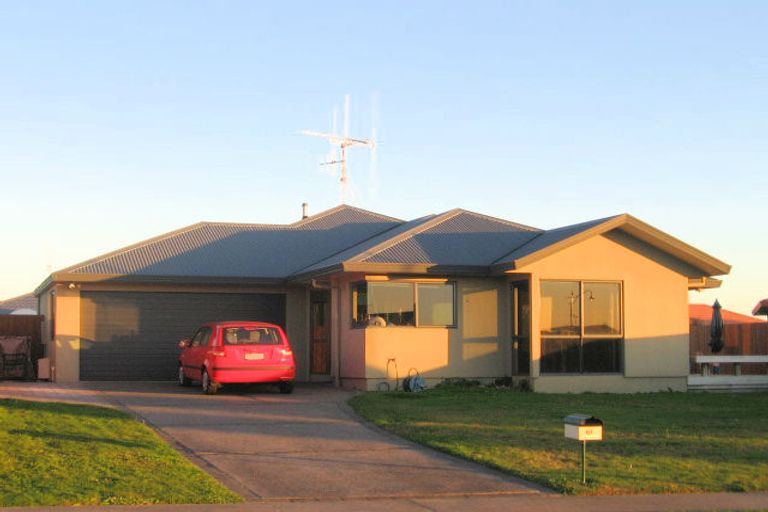 Photo of property in 61 Diomede Glade, Flagstaff, Hamilton, 3210