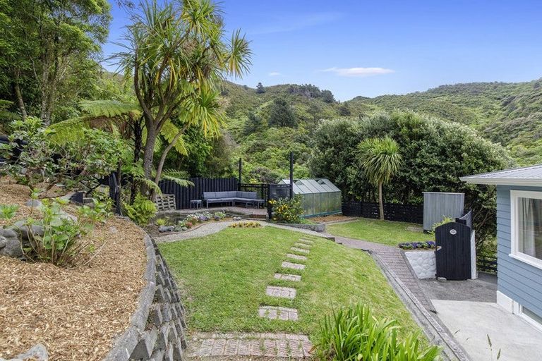 Photo of property in 14 Willcox Grove, Naenae, Lower Hutt, 5011
