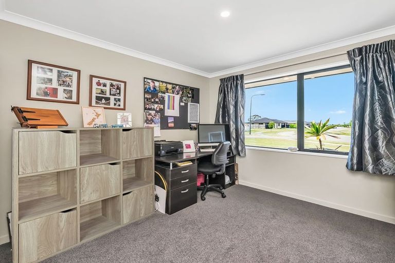 Photo of property in 13 Cressy Place, Darfield, 7510