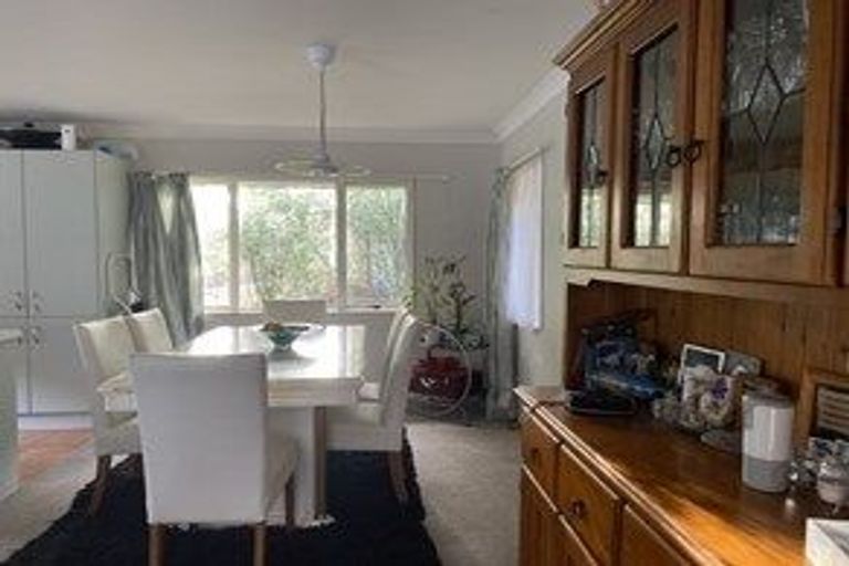 Photo of property in 1/15 Roys Road, Weymouth, Auckland, 2103