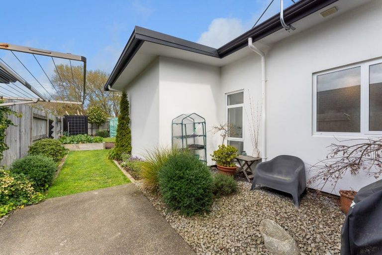 Photo of property in 22 Serenity Crescent, Kelvin Grove, Palmerston North, 4414