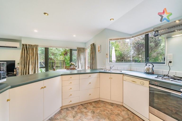 Photo of property in 21c Manuka Street, Stokes Valley, Lower Hutt, 5019