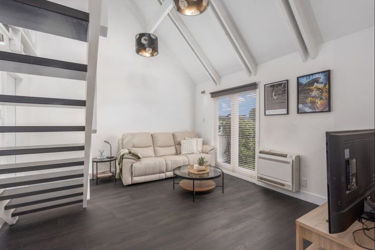 Photo of property in 1/10 Tisch Place, Belfast, Christchurch, 8051