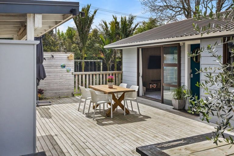 Photo of property in 43 Arthur Street, Riverhead, 0820