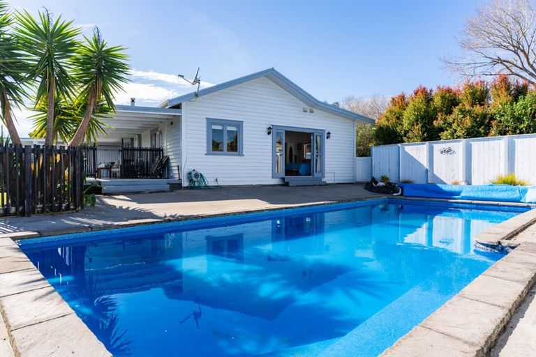 Photo of property in 956 Oneriri Road, Kaiwaka, 0573