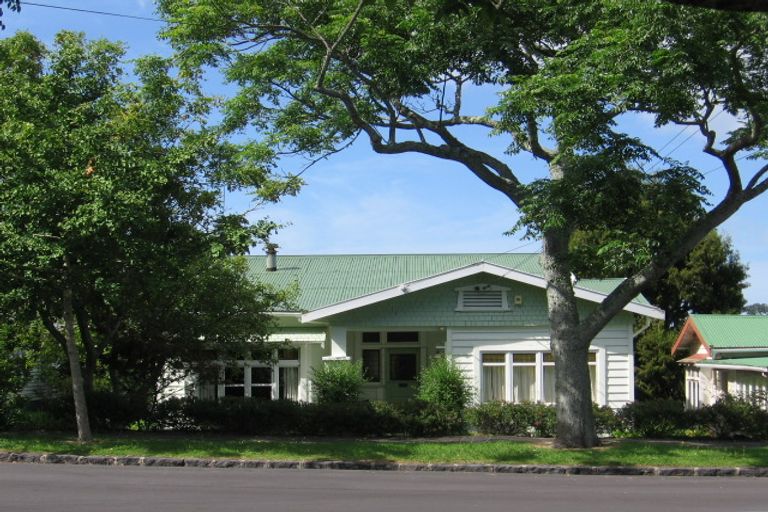 Photo of property in 34 Paice Avenue, Mount Eden, Auckland, 1024