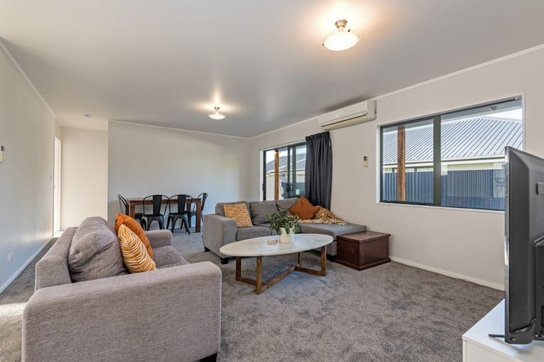 Photo of property in 10a Dahlia Street, Palmerston North, 4410