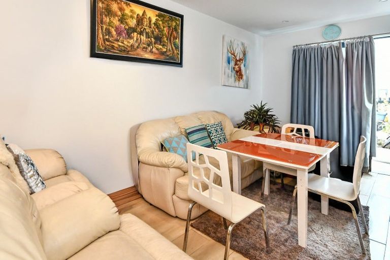 Photo of property in 15 Papa Takaro Lane, Flat Bush, Auckland, 2019