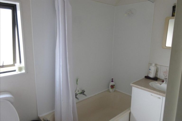 Photo of property in 5/36 Mathesons Road, Phillipstown, Christchurch, 8011