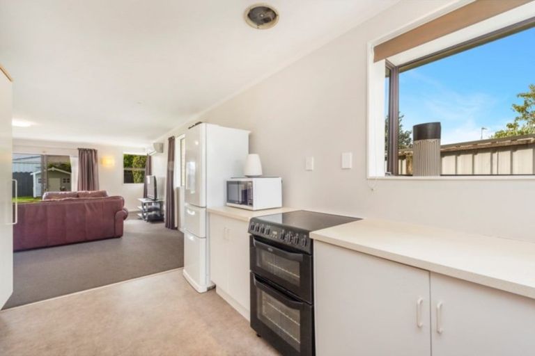 Photo of property in 5a Warwick Avenue, St Andrews, Hamilton, 3200