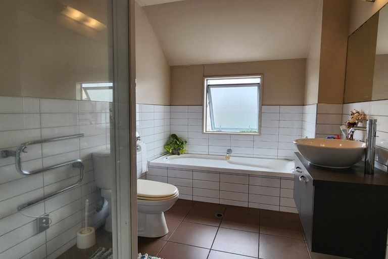 Photo of property in 972b Colombo Street, St Albans, Christchurch, 8014