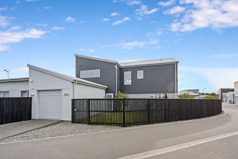 Photo of property in 3 William Dawson Crescent, Wigram, Christchurch, 8025