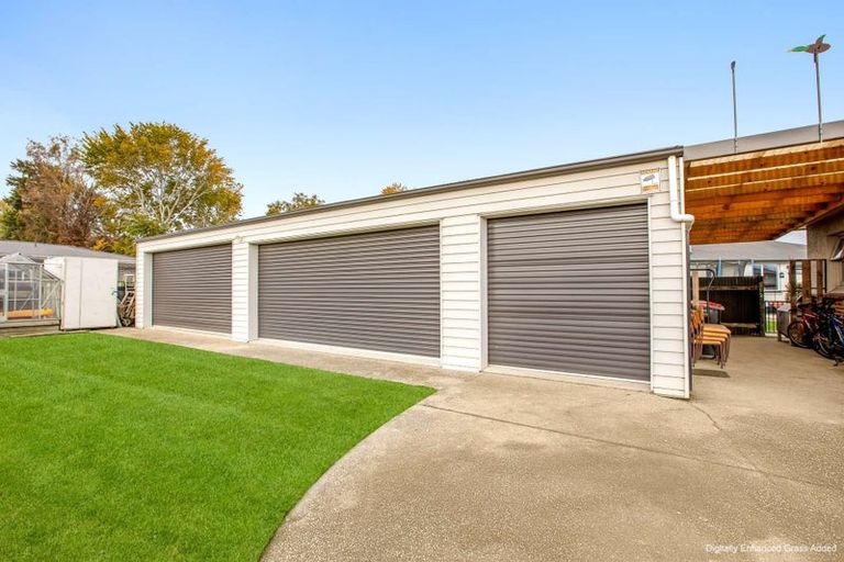 Photo of property in 12 Kitchener Street, Gore, 9710